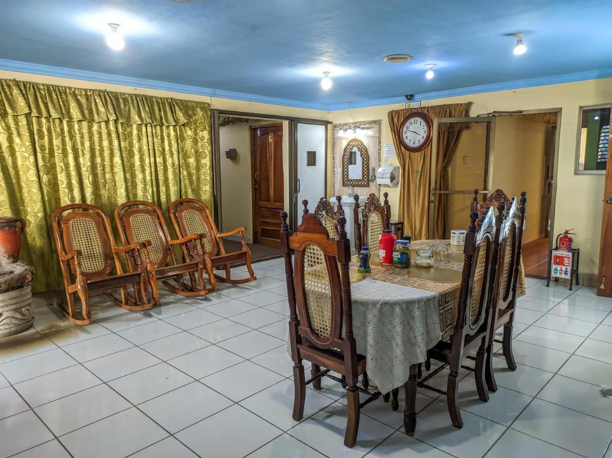 Hotel Fuente De Paz マナグア エクステリア 写真
